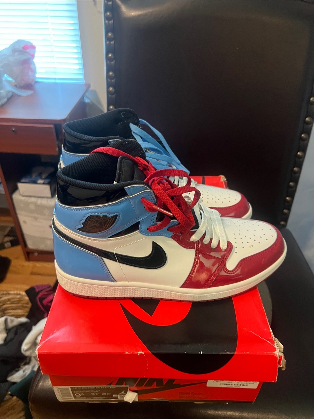 Size 9.5 Jordan 1 Retro OG High Fearless No Box - Picture 2 of 9